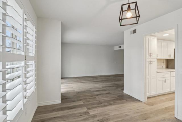 10263 Caminito Toronjo, San Diego CA: https://media.crmls.org/mediaz/c87a16ac-05cd-4a60-b95f-3ac22a385458.jpg