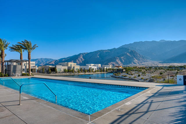 423 Fountain Drive, Palm Springs, CA 92262