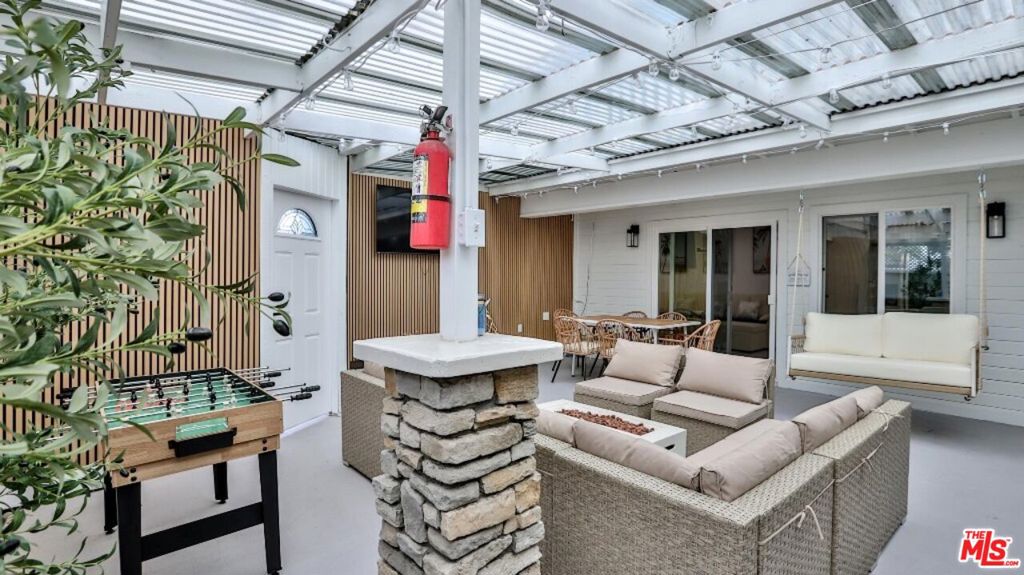 C87c6a6d Efd2 48fe B29d E32fdf4a793c