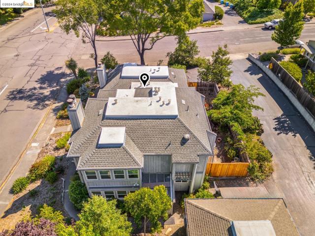Image 8 of 20 For 2332 Tachevah Dr