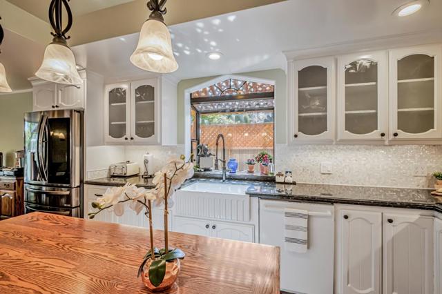 18 Linden Road, Watsonville CA: https://media.crmls.org/mediaz/c87eea53-c179-4e88-972c-83ab40af0da7.jpg