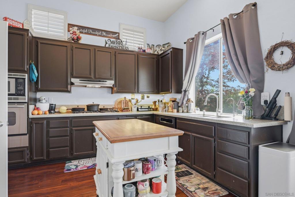 11858 Mendiola Point - photo 16