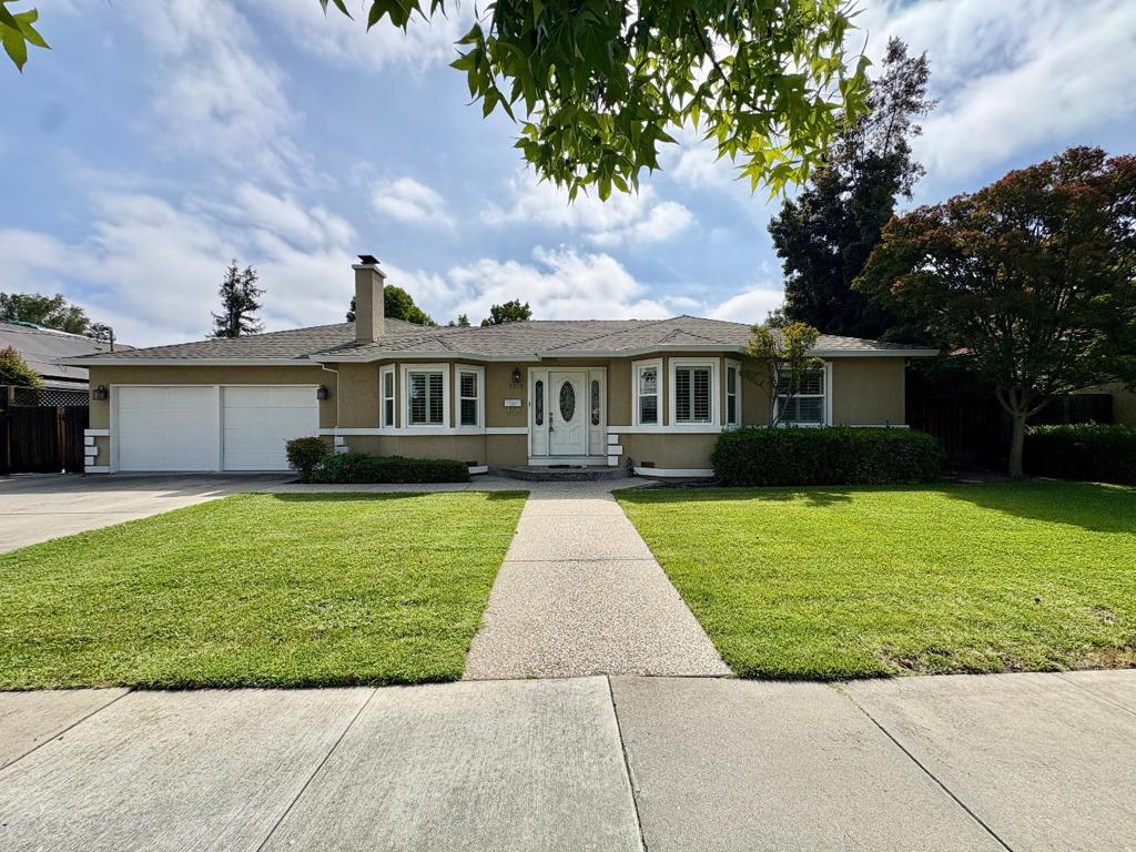 1386 Flora Avenue