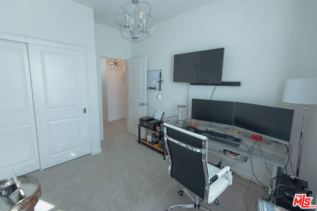 MLS #25622527 image #22