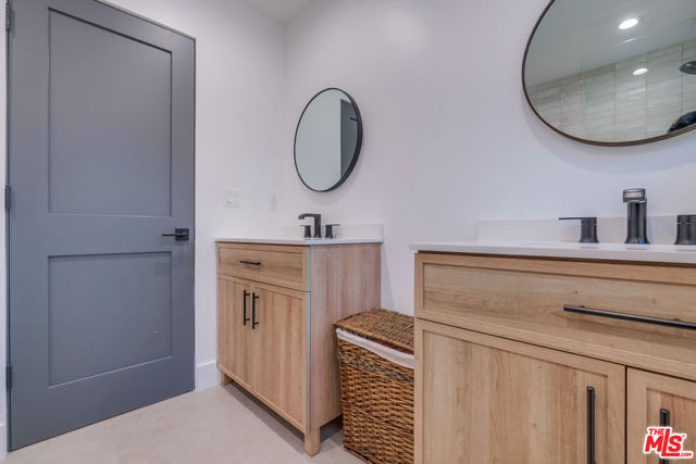 4 Bed Home for Sale in Valley Village, California