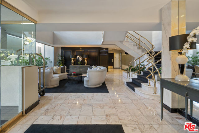 1131 Alta Loma Road, West Hollywood CA: https://media.crmls.org/mediaz/c883199a-79ed-47e0-bf20-900c1ac99868.jpg