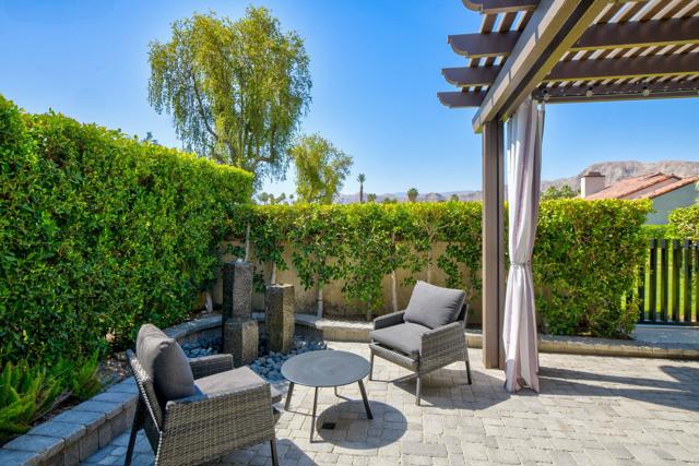 24 Calle Ardilla, Rancho Mirage CA: https://media.crmls.org/mediaz/c88363bb-91a0-49ff-bb22-4c4e2f0c1f34.jpg
