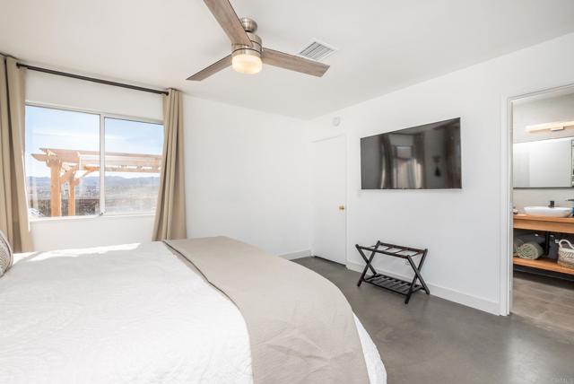 Detail Gallery Image 4 of 64 For 6295 Avila Rd, Yucca Valley,  CA 92284 - 3 Beds | 2 Baths