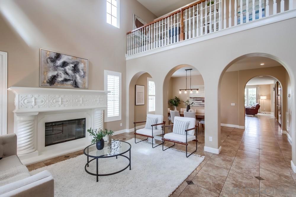 MLS #250025773SD img 1