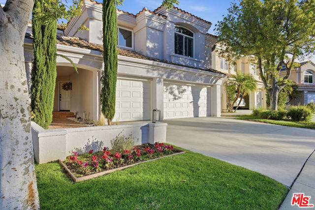 4370 Park Monte Nord, Calabasas CA: https://media.crmls.org/mediaz/c884a000-9c9c-4f58-bc13-8ccf3bbb76ae.jpg