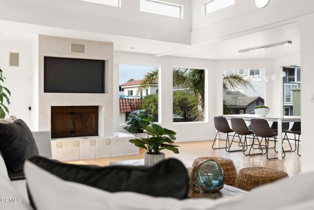 Detail Gallery Image 7 of 45 For 124 San Clemente Ave, Oxnard,  CA 93035 - 3 Beds | 3 Baths