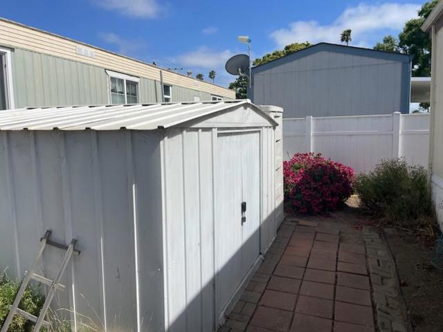 12350 Christensen Road, Salinas CA: https://media.crmls.org/mediaz/c8856a58-f859-455e-bd7c-01c334342bbe.jpg