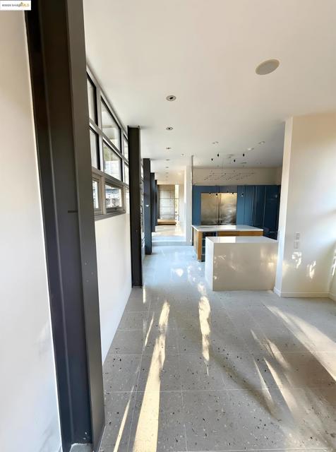 4000 Manzana Lane, Palo Alto CA: https://media.crmls.org/mediaz/c8860a41-7fda-4c45-918c-e189ac64b959.jpg