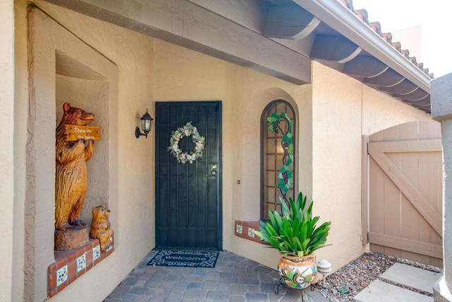 17788 Caminito Balata, San Diego CA: https://media.crmls.org/mediaz/c8863595-9ee7-4a1e-a69f-c9097174c7df.jpg