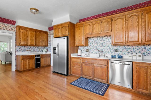 18150 Cochrane Road, Morgan Hill CA: https://media.crmls.org/mediaz/c8863a73-875c-4d44-b662-772a74d351e0.jpg