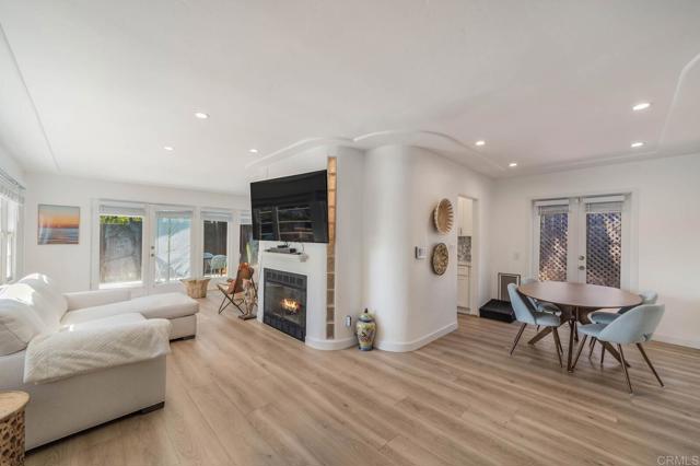 3164 Elm st, San Diego CA: https://media.crmls.org/mediaz/c8876c67-1c33-4712-b121-35194a5c97eb.jpg