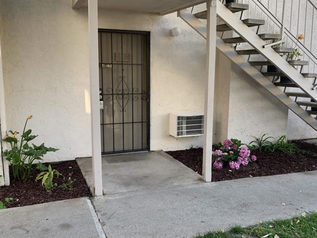 2566 WHITE OAK PLACE, Escondido CA: https://media.crmls.org/mediaz/c8883598-155d-4a51-b1e2-b50018f99c85.jpg