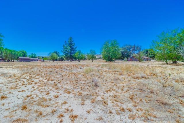 2920 Ribbonwood Rd, Boulevard CA: https://media.crmls.org/mediaz/c889cda3-5967-49db-94e8-1c9058c996db.jpg