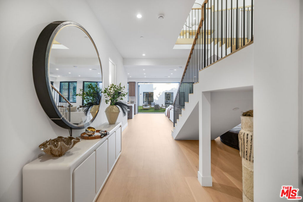 MLS #25619907 image #9