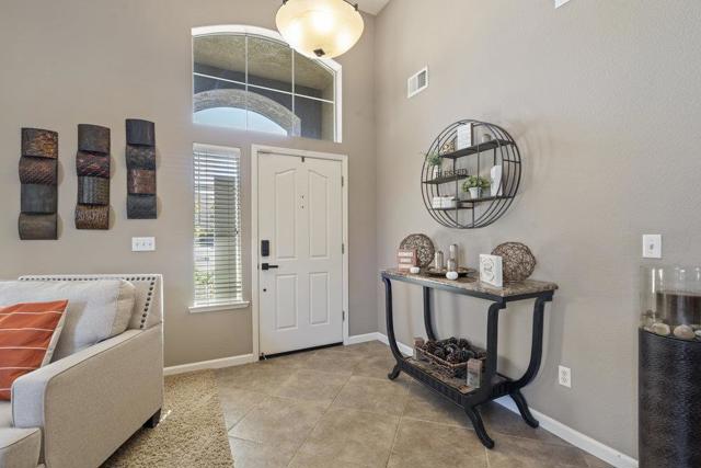 2230 Ventana Court, Hollister CA: https://media.crmls.org/mediaz/c889f68f-83bf-4893-805f-0ce28e17ce49.jpg