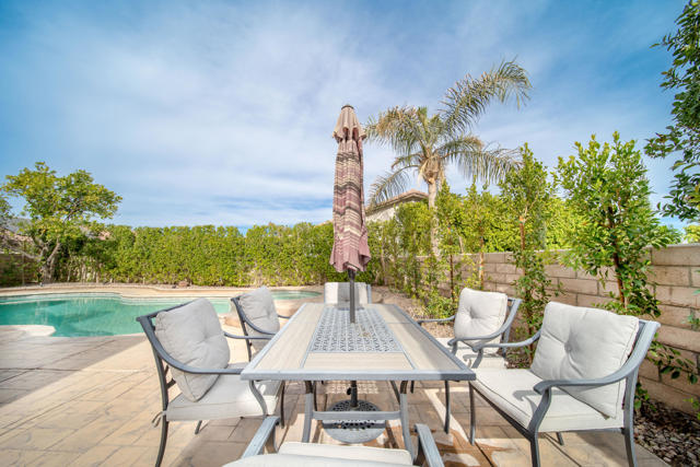 43512 Via Magellan Drive, Palm Desert CA: https://media.crmls.org/mediaz/c88a6d88-83e2-42d9-9a03-c82921f0d40c.jpg