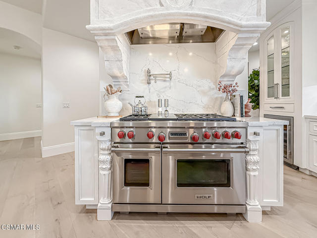 25877 Shady Oak Lane, Valencia CA: https://media.crmls.org/mediaz/c88a72c0-05ef-41f6-8970-d71e94a44459.jpg