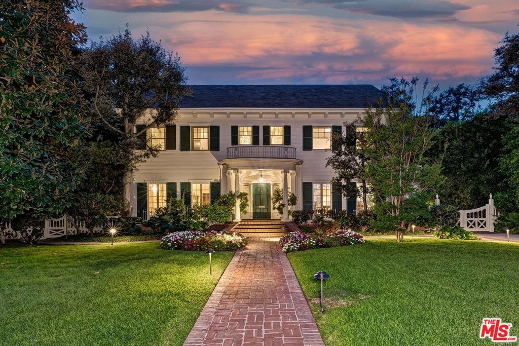 809 N Bedford Drive
