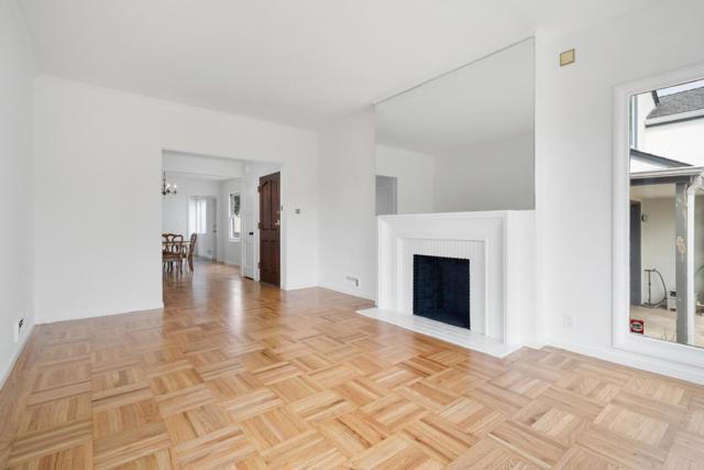 58 N Mayfair Avenue, Daly City CA: https://media.crmls.org/mediaz/c88ab999-69f2-4607-82d5-8e60d4b01161.jpg