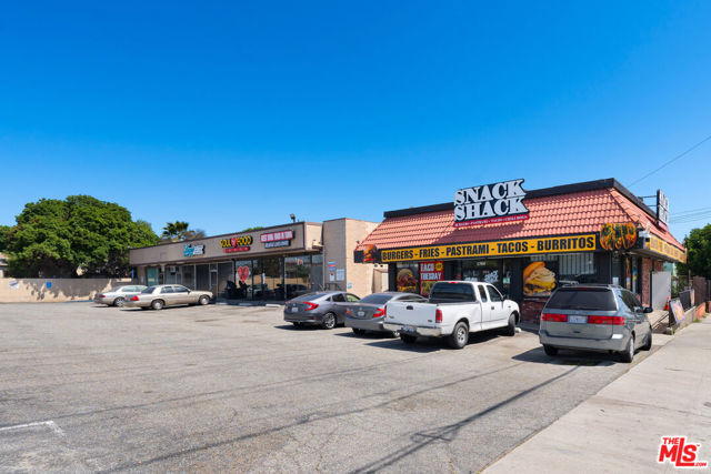 1756 W El Segundo Boulevard, Gardena CA: https://media.crmls.org/mediaz/c88b3e8d-2c46-4269-9cac-51e630292875.jpg