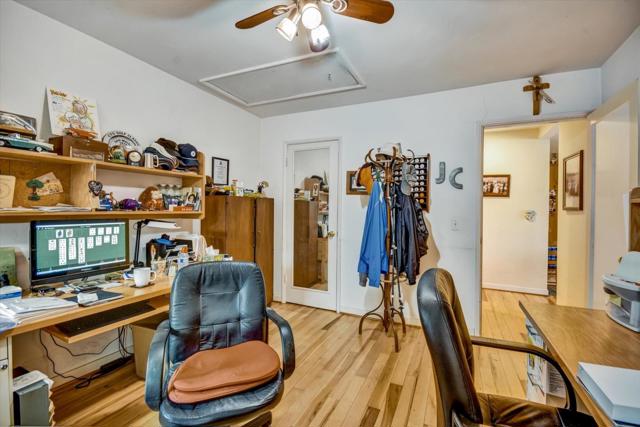 255 Nimitz Avenue, Redwood City CA: https://media.crmls.org/mediaz/c88bb714-5f60-40f1-adbf-988496b4cdd1.jpg