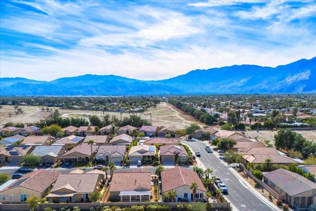2590 Windmill Way, Palm Springs CA: https://media.crmls.org/mediaz/c88bcd36-7155-4502-acd9-b667f06e2741.jpg