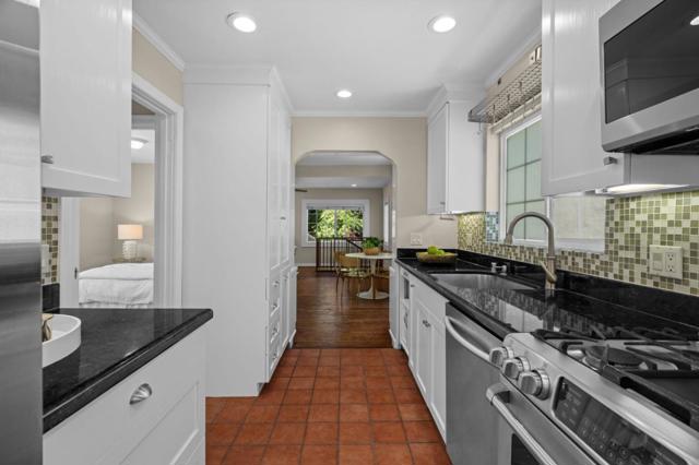 460 San Bruno Avenue, Brisbane CA: https://media.crmls.org/mediaz/c88bf653-29e7-47bf-bfbe-a4fb9a288415.jpg