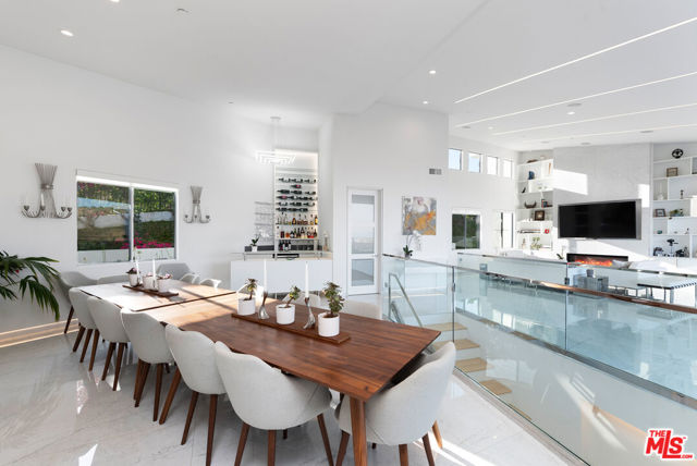 Drew Fenton | 28405 Via Acero Street Malibu CA | MLS: 7236869