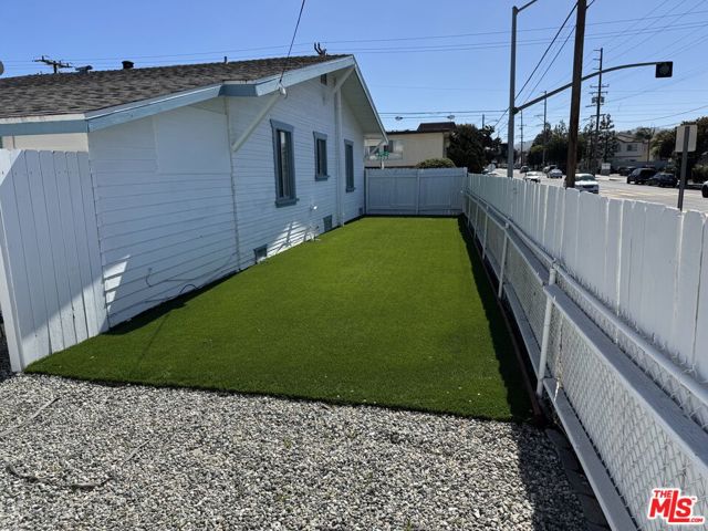 2173 W 237th Street, Torrance CA: https://media.crmls.org/mediaz/c88d1749-96db-485d-8ae5-d62df5777d1b.jpg