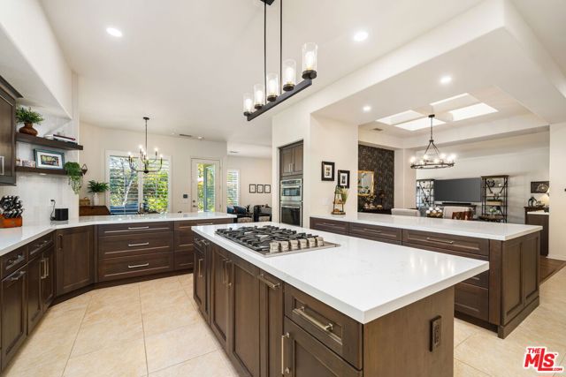 8 Dickens Court, Rancho Mirage, CA 92270