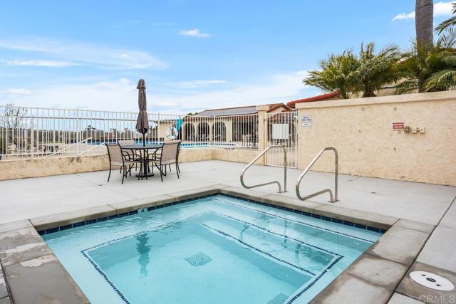 Detail Gallery Image 29 of 36 For 634 via Santa Paulo, Vista,  CA 92081 - 2 Beds | 2 Baths