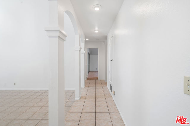 62 Calle Solano, Rancho Mirage CA: https://media.crmls.org/mediaz/c88ea148-a390-4b15-88df-546d3962c7ae.jpg