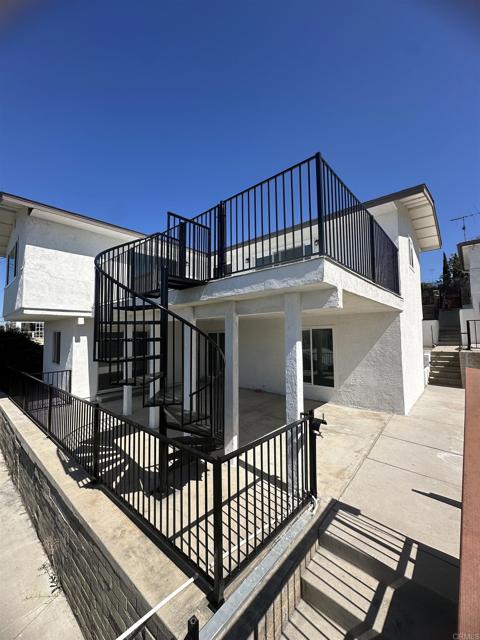 3007 Shelby Dr, National City CA: https://media.crmls.org/mediaz/c88eb2eb-f481-4ceb-ac62-da37969e4287.jpg