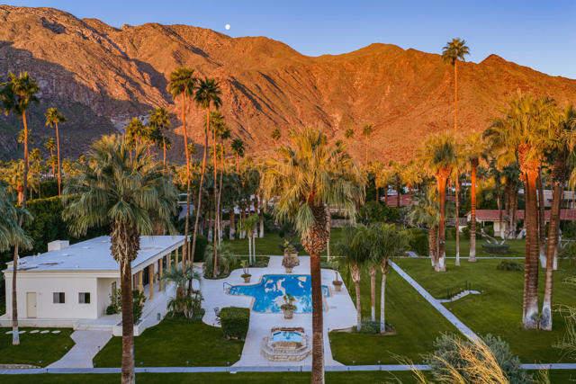 457 W Hermosa Place, Palm Springs, CA 92262