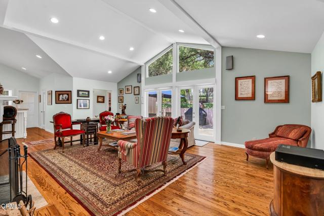 1313 E Palm Street, Altadena CA: https://media.crmls.org/mediaz/c89206d4-5a89-4bb6-b46a-fa5bad73ff8e.jpg