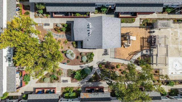 700 Fargo Avenue, San Leandro CA: https://media.crmls.org/mediaz/c892bcd9-6235-4ad2-ab08-3d4c85d8dfae.jpg