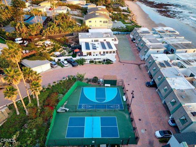 Detail Gallery Image 48 of 52 For 11770 Pacific Coast Hwy #U,  Malibu,  CA 90265 - 4 Beds | 4 Baths