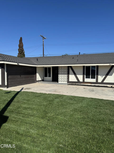 Detail Gallery Image 2 of 15 For 2100 Snow Ave, Oxnard,  CA 93036 - 4 Beds | 2 Baths