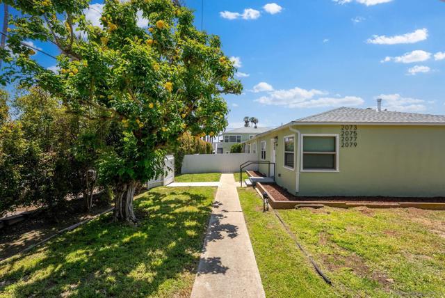 2073 79 Reed Ave, San Diego CA: https://media.crmls.org/mediaz/c89511e3-658f-45bb-bc68-615703c04965.jpg