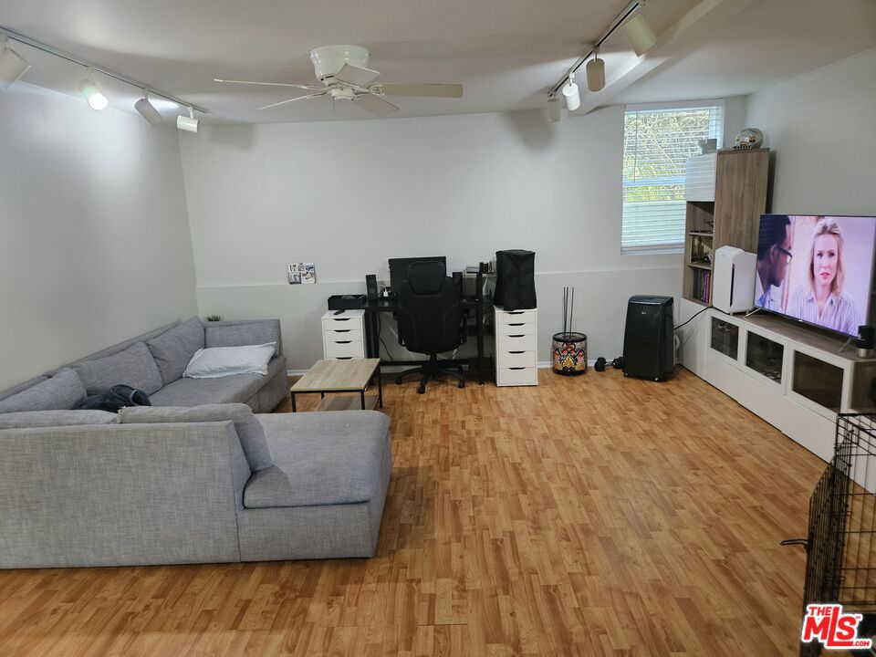 MLS #26843935 image #32
