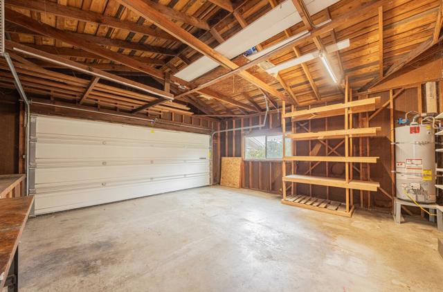 914 Junipero Way, Salinas CA: https://media.crmls.org/mediaz/c895a9ad-9c64-430f-ab24-359f4beaaf95.jpg