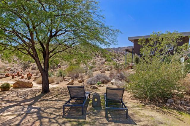 8744 Star Lane, Joshua Tree CA: https://media.crmls.org/mediaz/c895f04c-1056-458b-9e05-23cae2a9c474.jpg