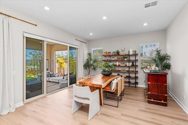 660 Westbrook Loop, San Marcos CA: https://media.crmls.org/mediaz/c89696cb-a85a-44ec-beff-eb3246a75f4c.jpg