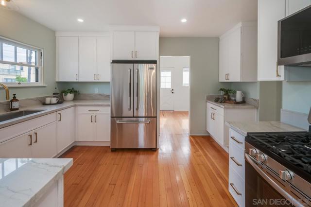 4597 Vista St, San Diego CA: https://media.crmls.org/mediaz/c89767d1-afdf-46eb-adcc-130afb67c06b.jpg