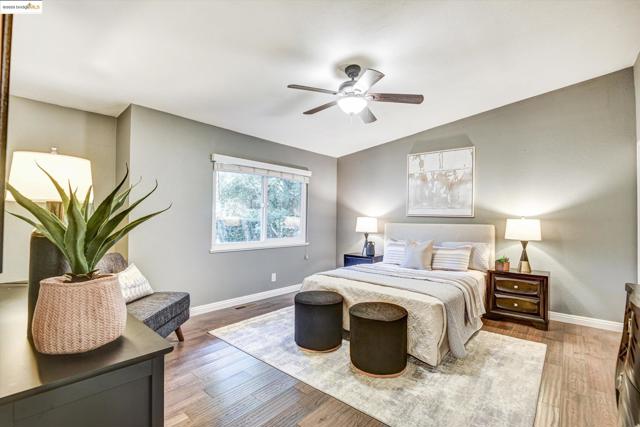 7 Saint Stephens Dr, Orinda CA: https://media.crmls.org/mediaz/c897c95b-647b-43c2-ad34-ba5c98dbbd0d.jpg